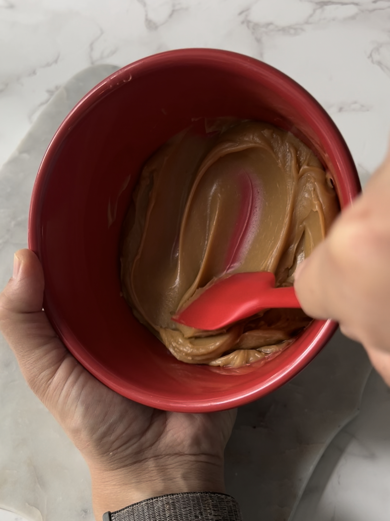 Macaron filled with Dulcey ganache and salted caramel